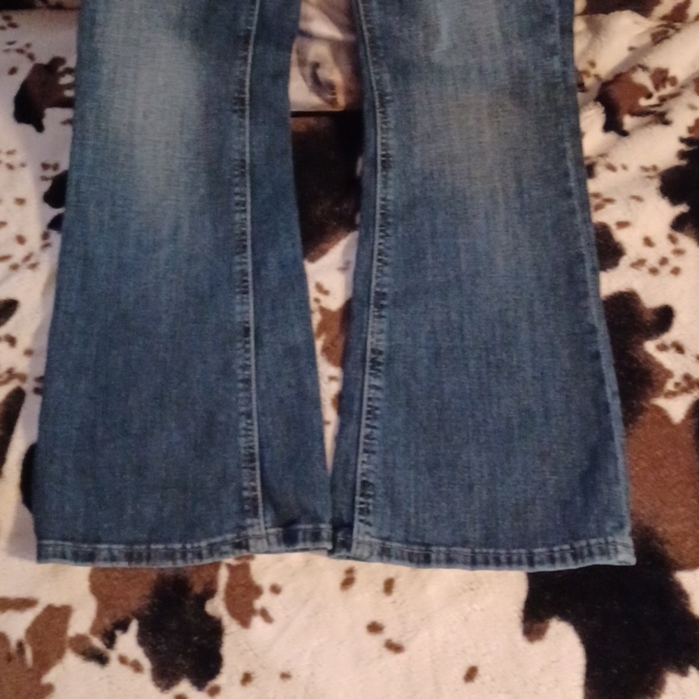 BELLE DU JOUR, SWEATER, WITH AEROPOSTALE HIGH RISE FLARE JEANS, SIZE 000. - Picture 7 of 15